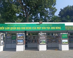 Triển lãm “Quân đội anh hùng của một Dân tộc anh hùng”