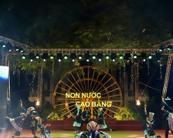 02 văn nghệ IMG 9330