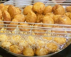 Bánh Áp chao - Món ăn dân dã ấm nóng trong ngày cuối thu và đầu đông