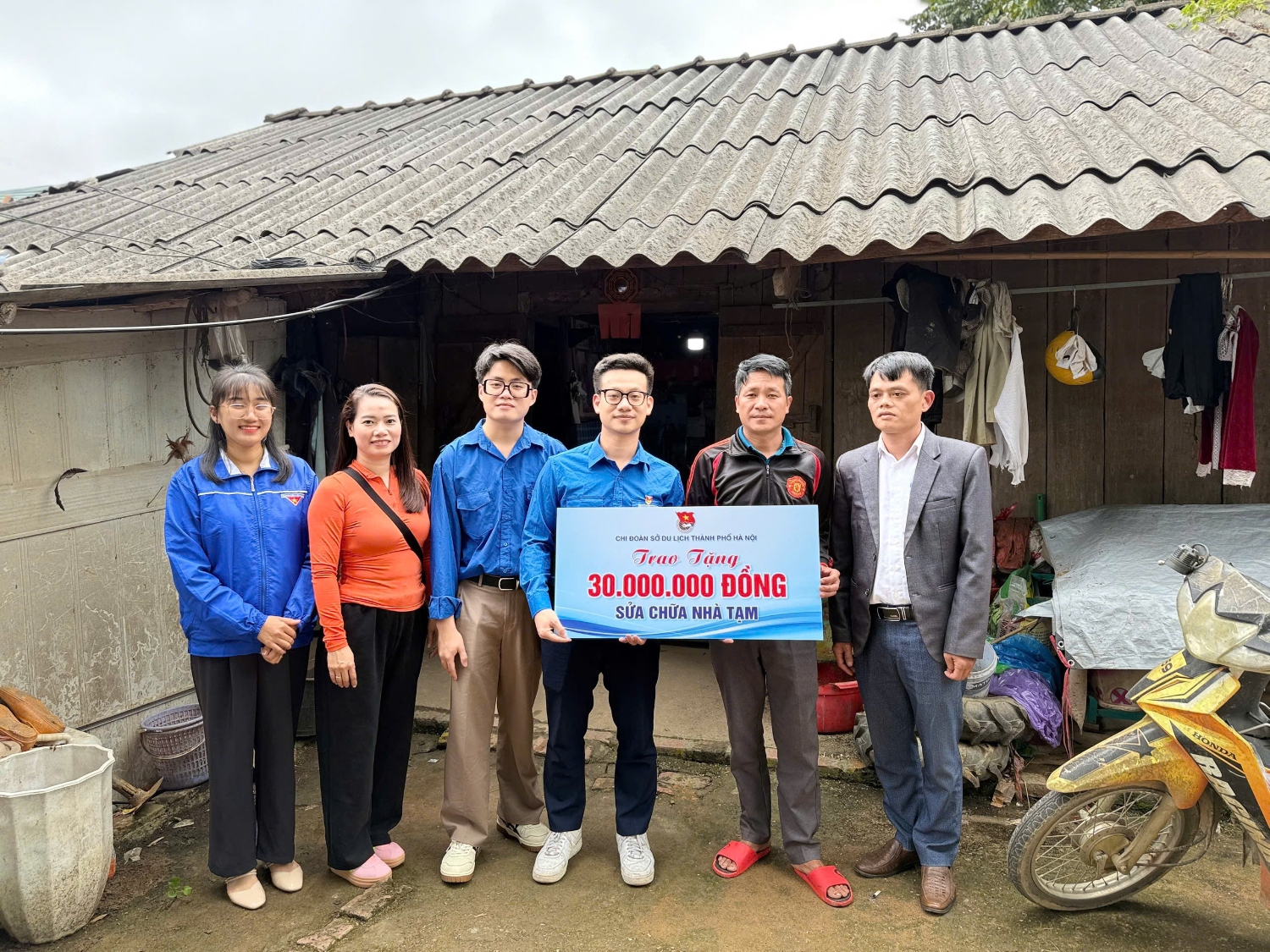 z7177955168251 ef0225593f40d53685f275c851dc84f5