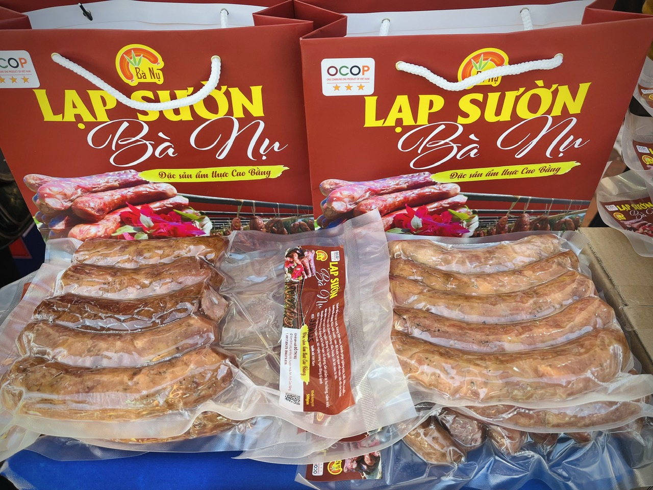 LẠP SƯỜN BÀ NỤ SON